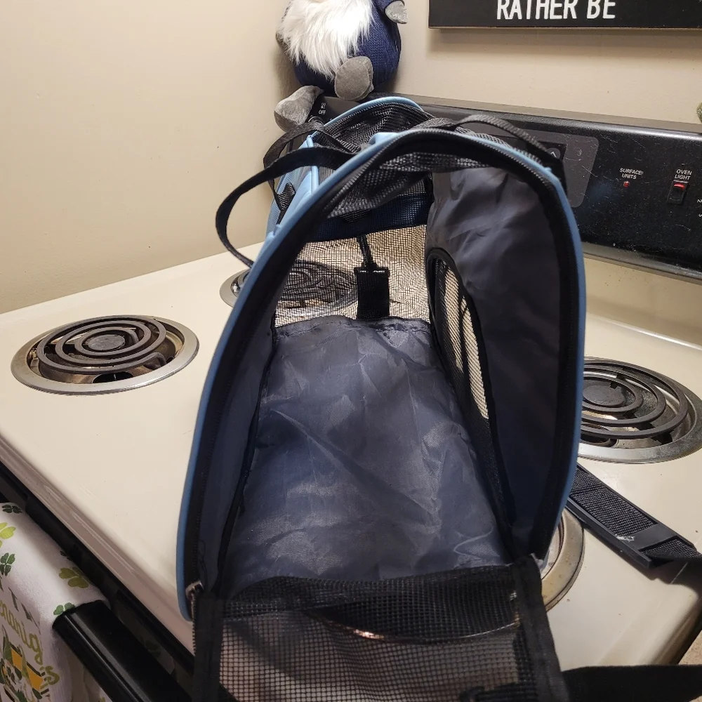 Kitten carrier